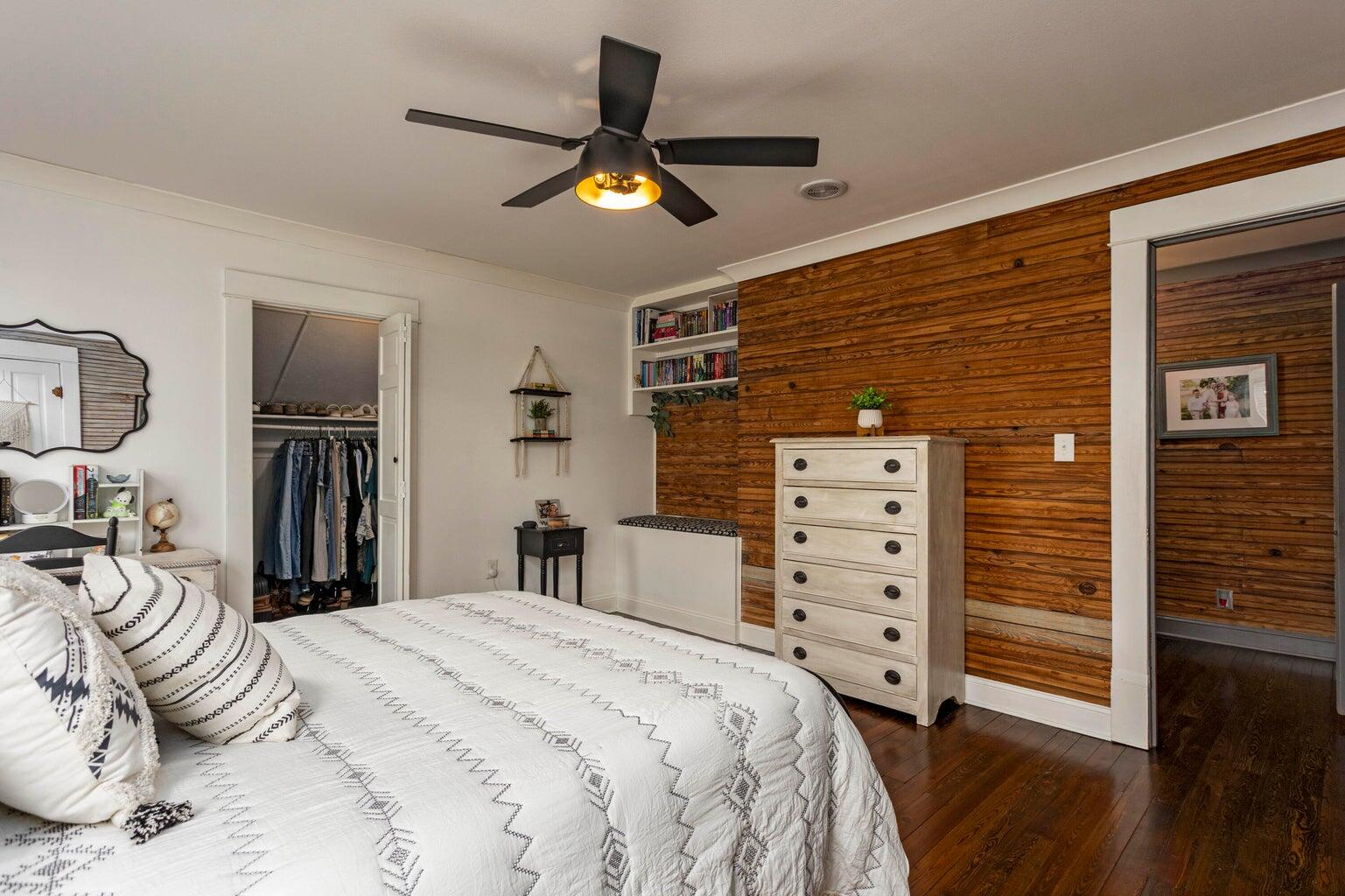 280 Main Street Dayton, TN 37321 - Photo 29 of 62 Second Bedroom