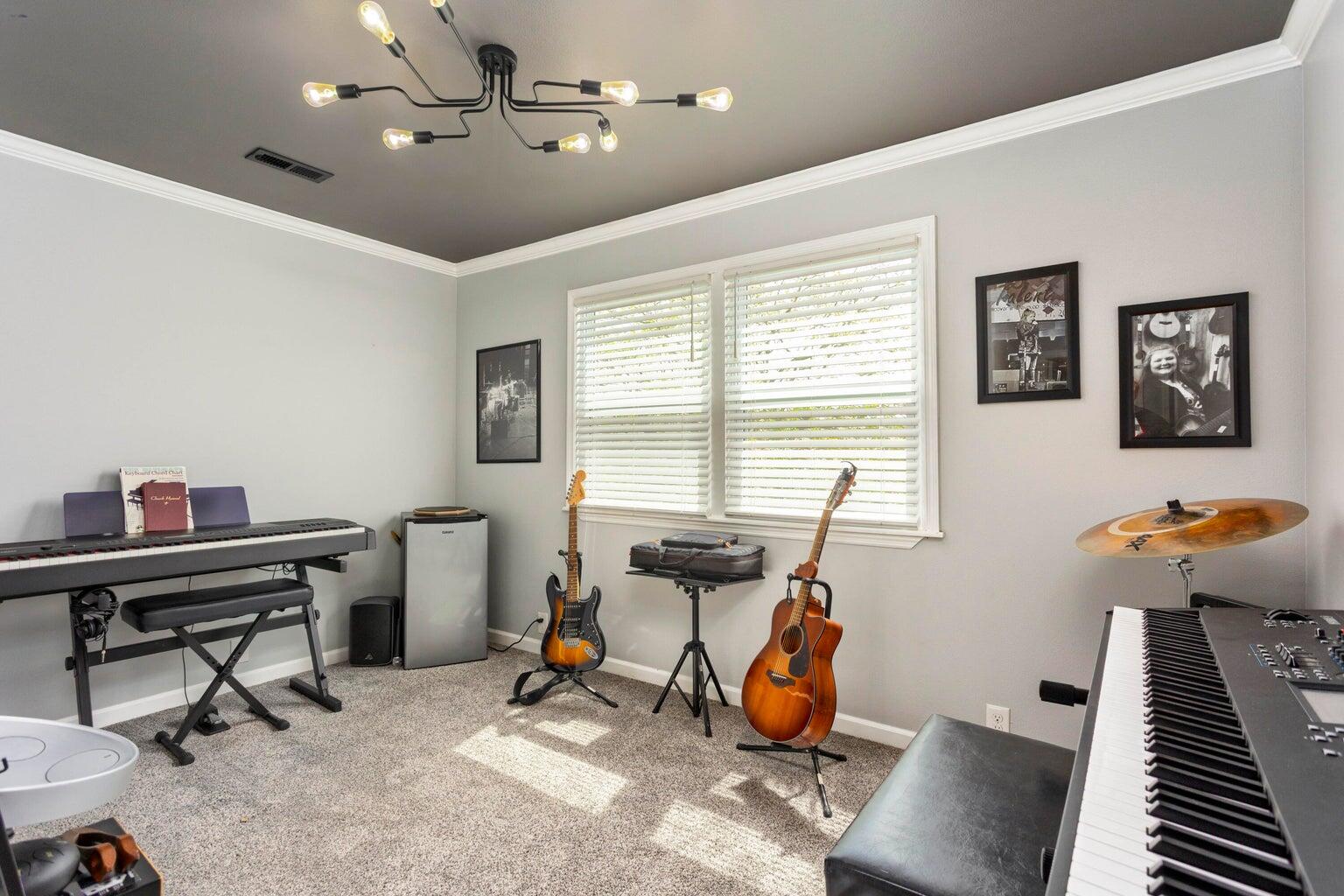 280 Main Street Dayton, TN 37321 - Photo 32 of 62 Third Bedroom