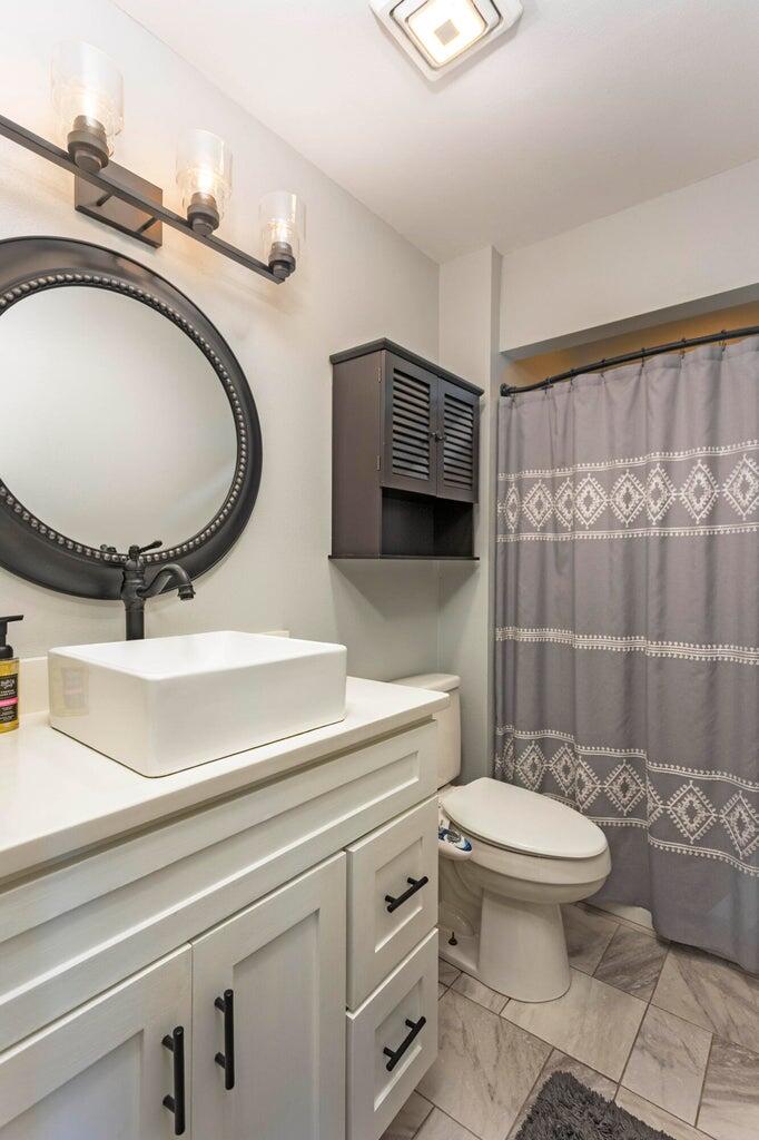 280 Main Street Dayton, TN 37321 - Photo 35 of 62 Second Bath