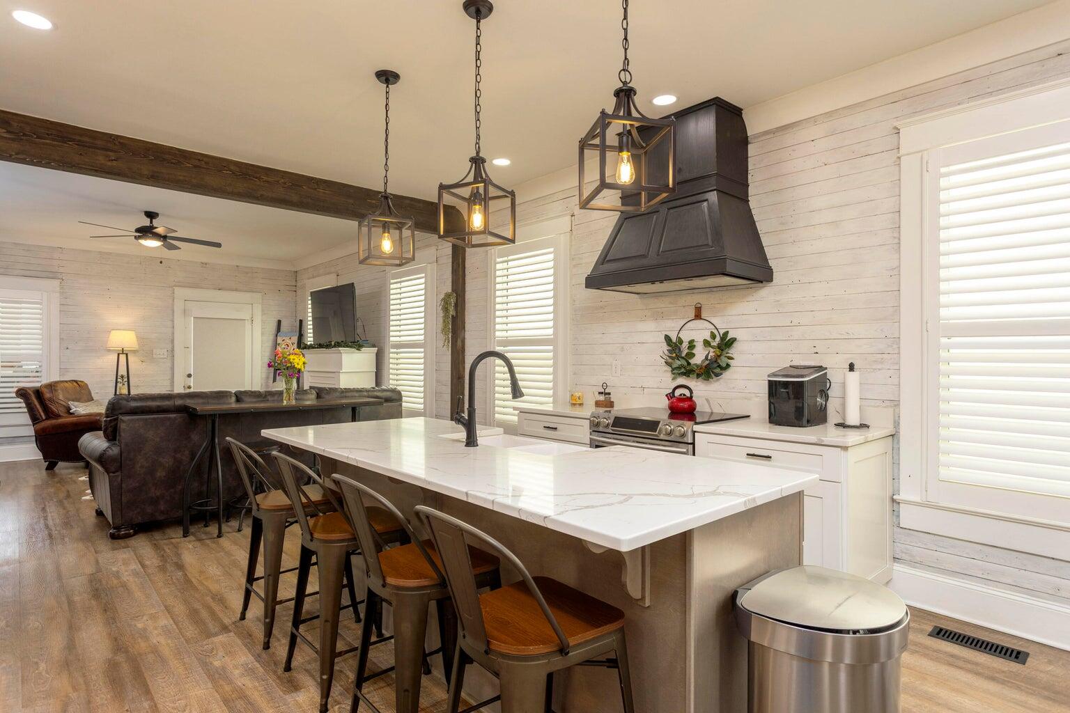 280 Main Street Dayton, TN 37321 - Photo 5 of 62 Kitchen