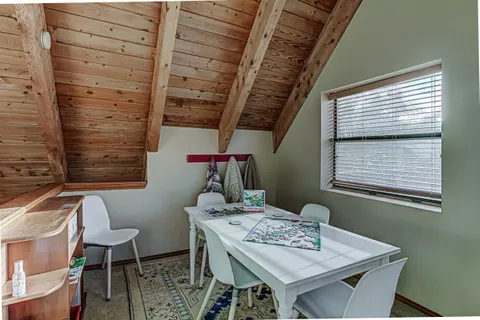 $775,000 | 401 Lake Point Drive, Horseshoe Bay, TX 78657