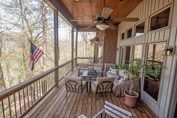 497 Fox Ridge Lane Caryville, TN 37714 - Photo 9 of 26 09-5ec3e2e15357e