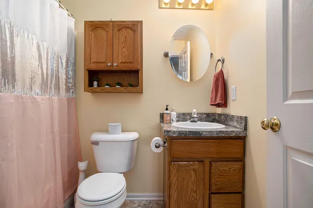 $395,000 | 127 Eastman Court, Marshall, MI 49068