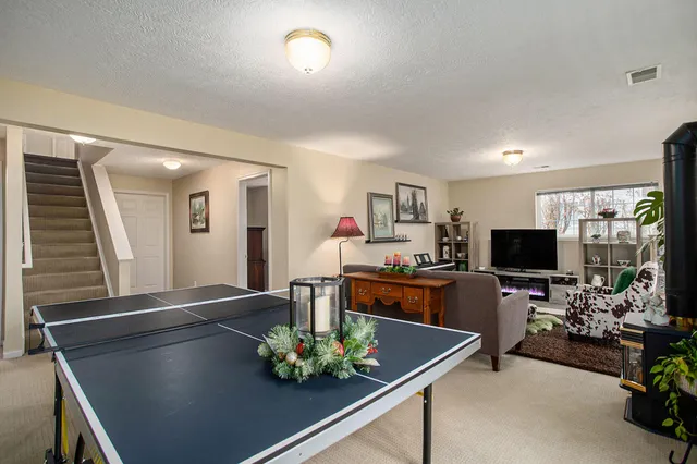 $395,000 | 127 Eastman Court, Marshall, MI 49068