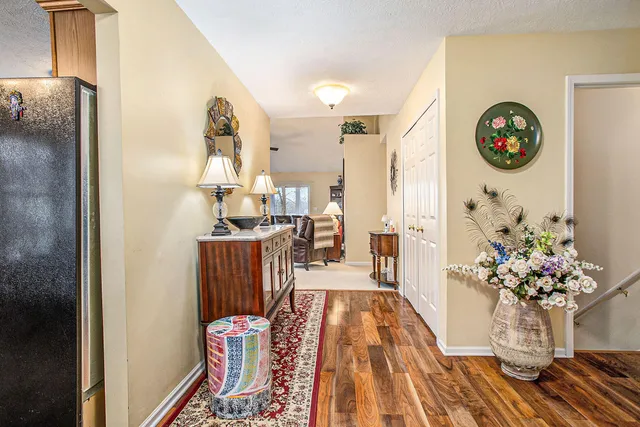 $395,000 | 127 Eastman Court, Marshall, MI 49068