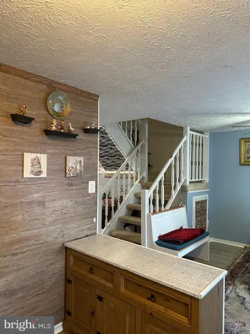 a view of entryway and hall