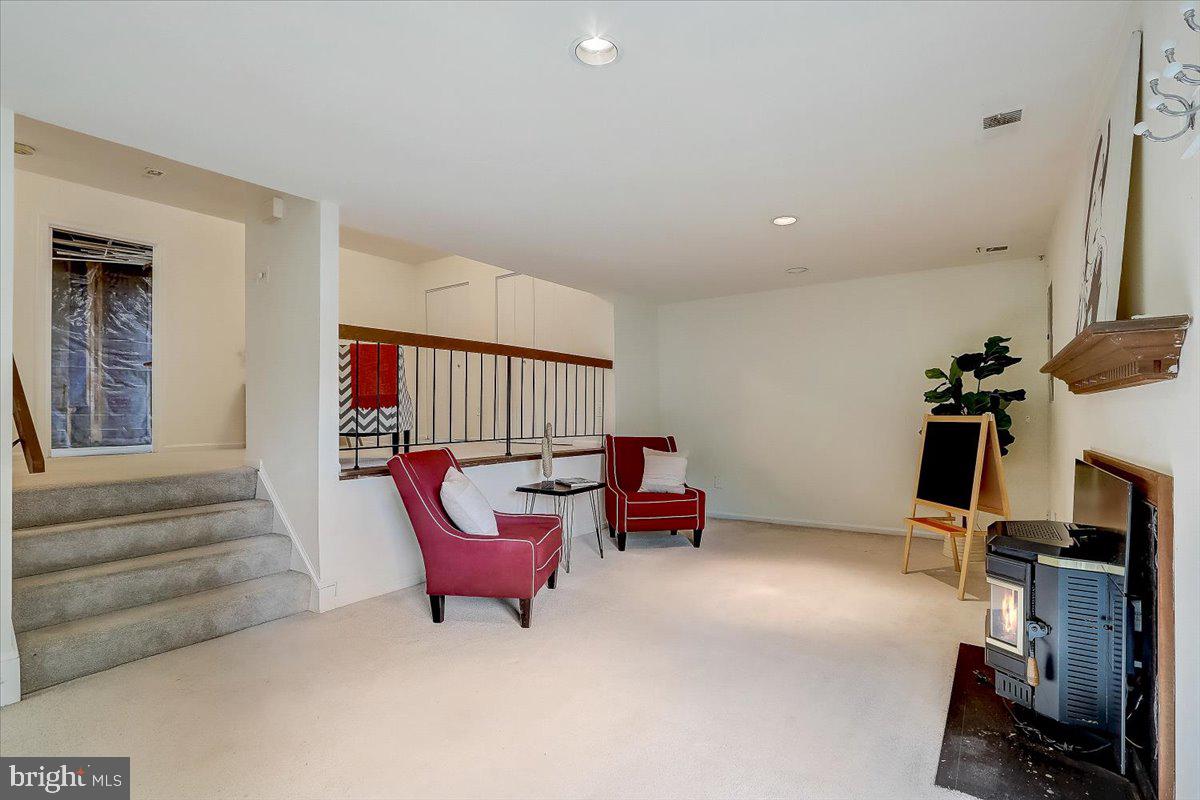 14205 Tree House Terrace Silver Spring, MD 20906 - Photo 38 of 58 Gallery Image 38