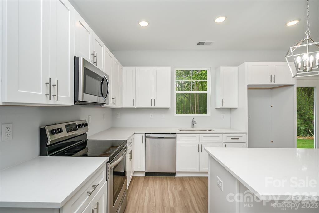 1012 Helms Road Charlotte, NC 28214 - Photo 16 of 43 Gallery Image 16