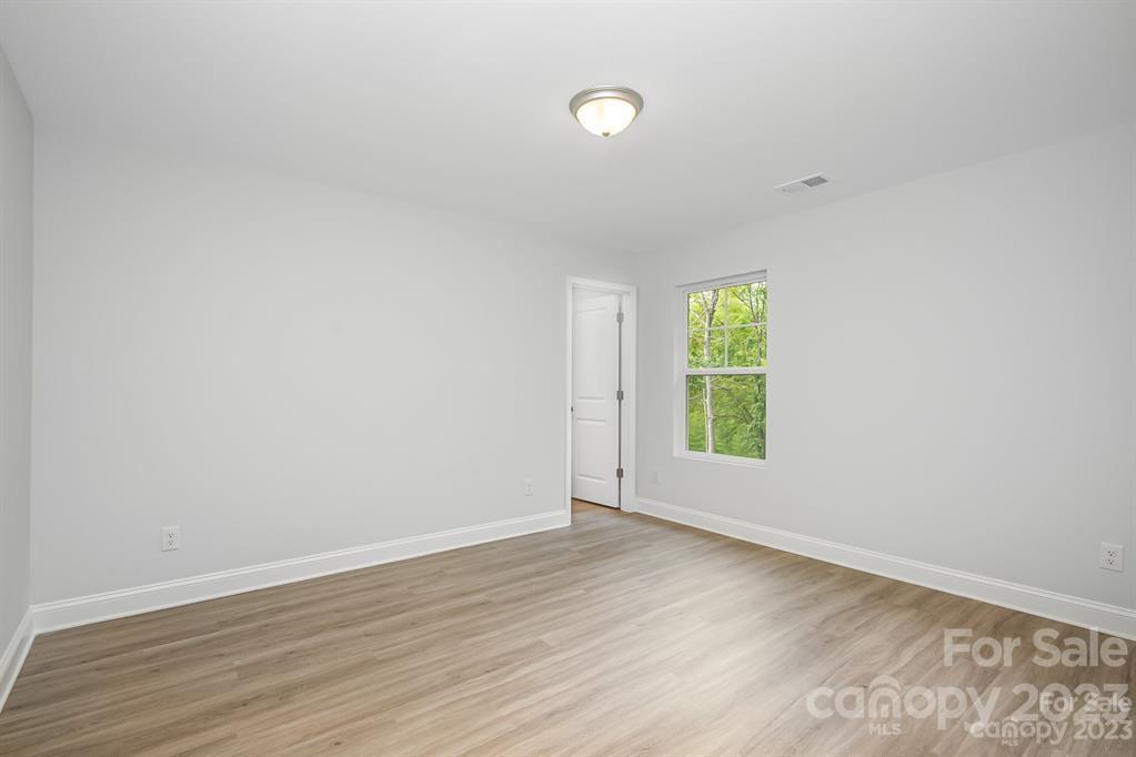 1012 Helms Road Charlotte, NC 28214 - Photo 33 of 43 Gallery Image 33