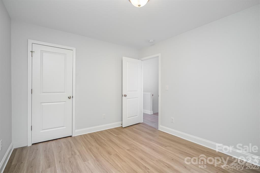1012 Helms Road Charlotte, NC 28214 - Photo 38 of 43 Gallery Image 38