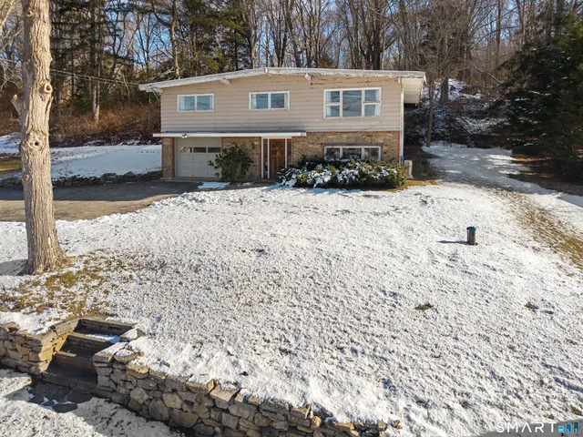 $499,900 | 65 Grassy Hill Road, Old Lyme, CT 06371