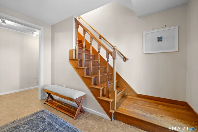 $499,900 | 65 Grassy Hill Road, Old Lyme, CT 06371