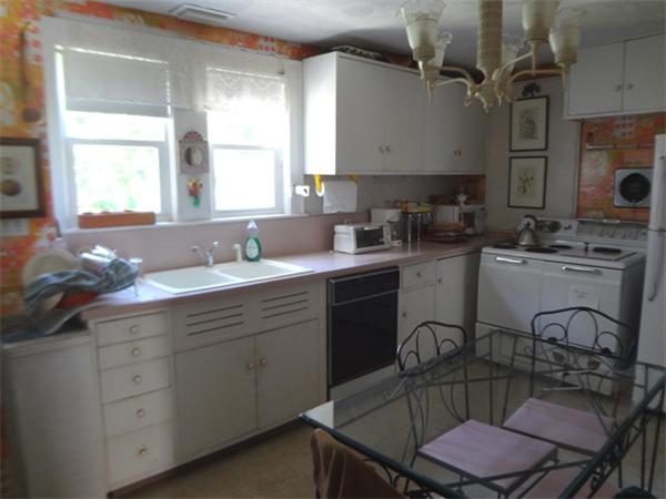 46 Brewster Road Medford, MA 02155 - Photo 14 of 17 Gallery Image 14