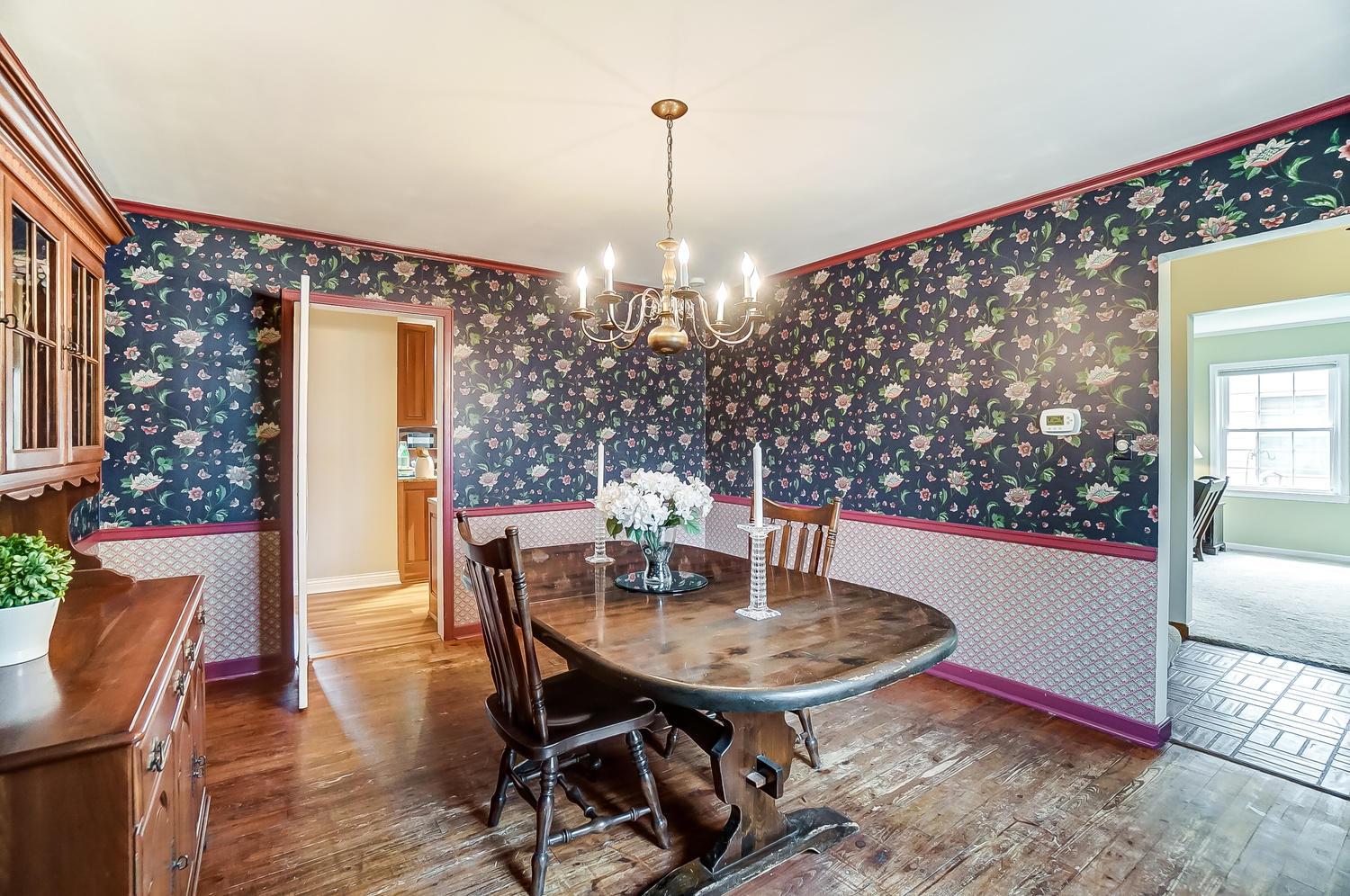 2684 Andover Road Columbus, OH 43221 - Photo 14 of 28