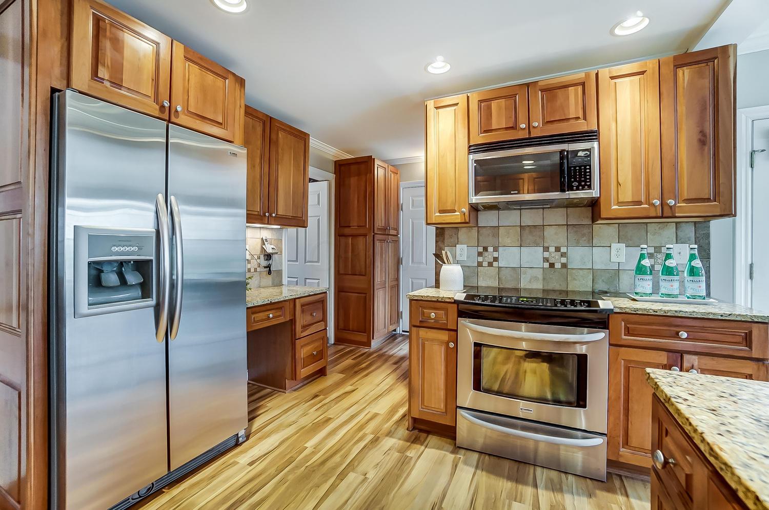 2684 Andover Road Columbus, OH 43221 - Photo 8 of 28