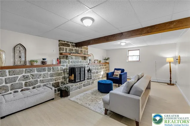 $464,900 | 501 Creek Road, Bath, PA 18014