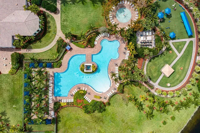 $925,000 | 9593 Worswick Court, Wellington, FL 33414