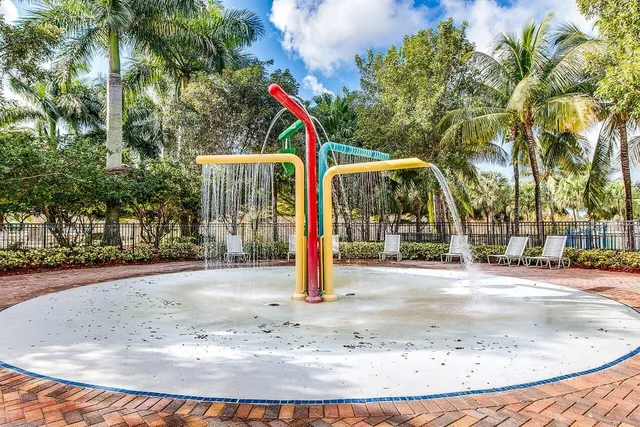 $925,000 | 9593 Worswick Court, Wellington, FL 33414