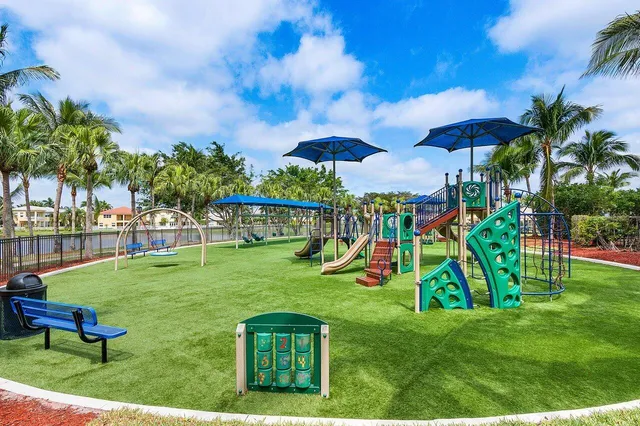 $925,000 | 9593 Worswick Court, Wellington, FL 33414