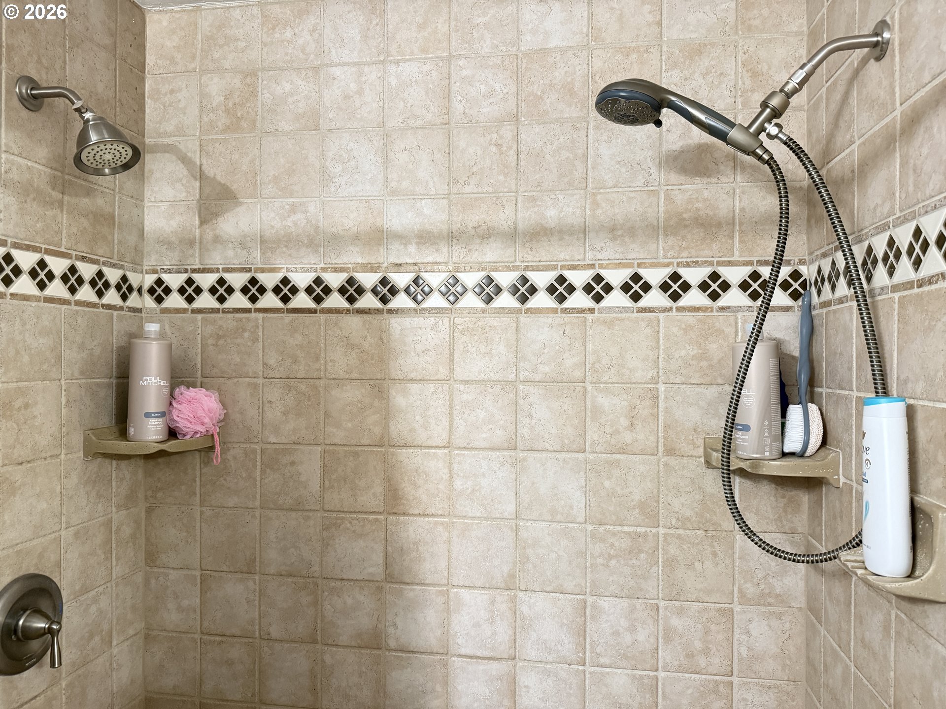 105 Timberline Drive Castle Rock, WA 98611 - Photo 11 of 21 a bathroom with a shower