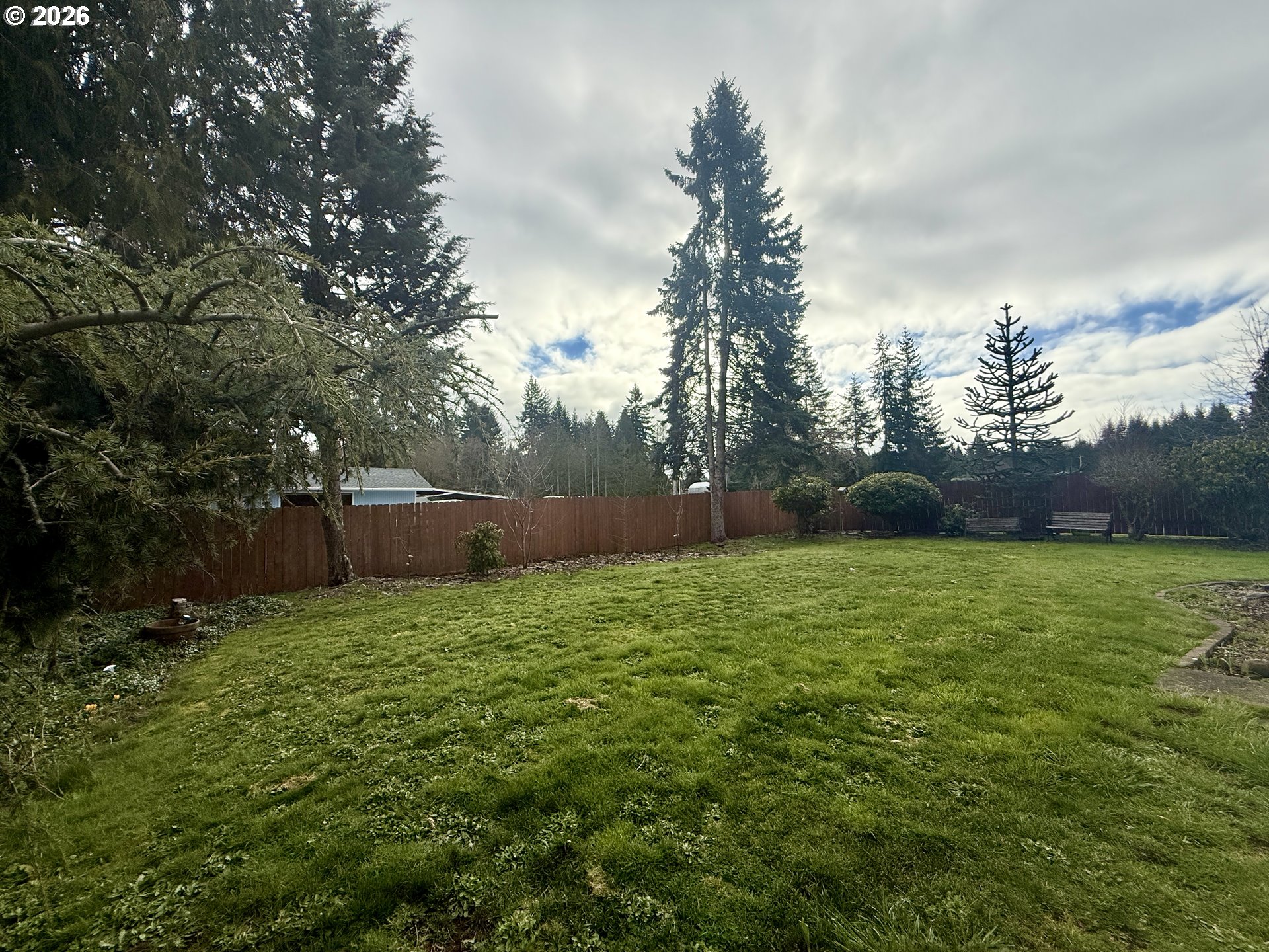 105 Timberline Drive Castle Rock, WA 98611 - Photo 18 of 21 a backyard of a house
