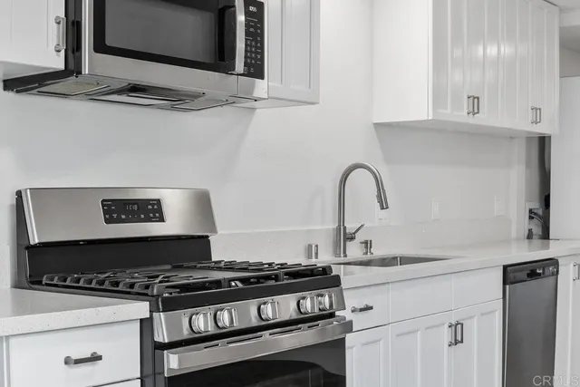 $3,600 | 1136 Montura Road, Unit GUEST HOME, San Marcos, CA 92078