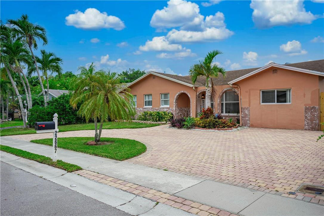 22667 Southwest 64th Way Boca Raton, FL 33428 - Photo 13 of 38 Photo 13
