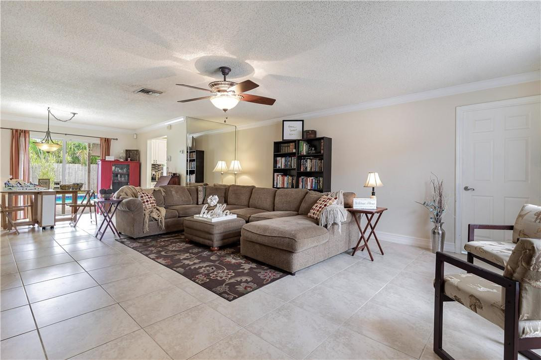 22667 Southwest 64th Way Boca Raton, FL 33428 - Photo 15 of 38 Photo 15