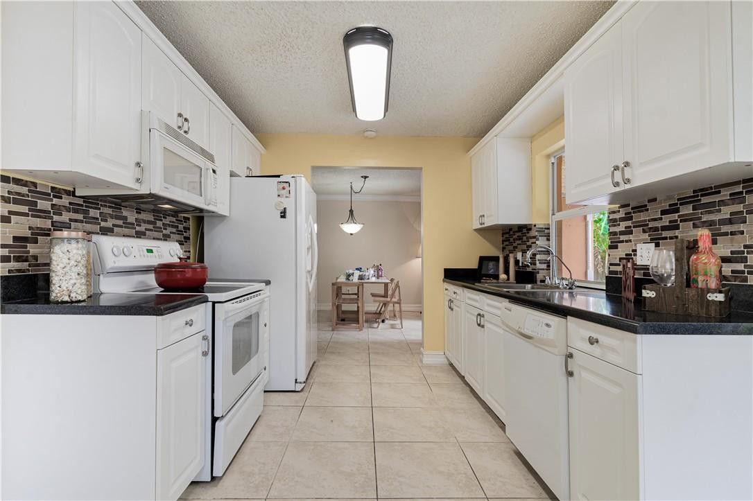22667 Southwest 64th Way Boca Raton, FL 33428 - Photo 22 of 38 Photo 22