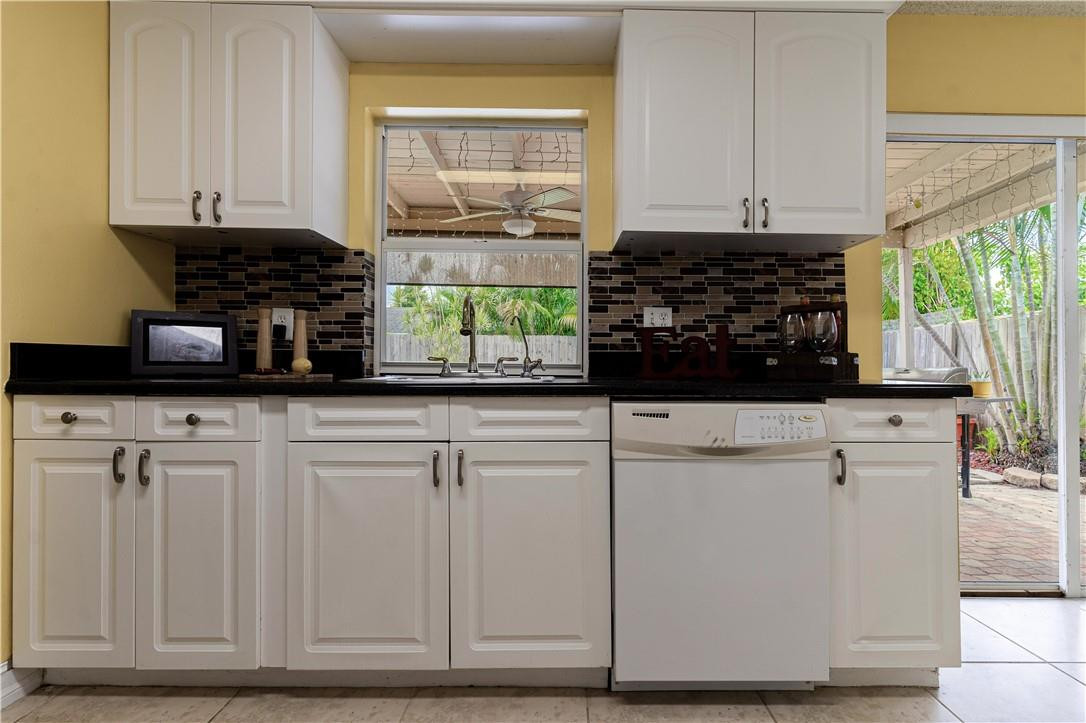 22667 Southwest 64th Way Boca Raton, FL 33428 - Photo 24 of 38 Photo 24