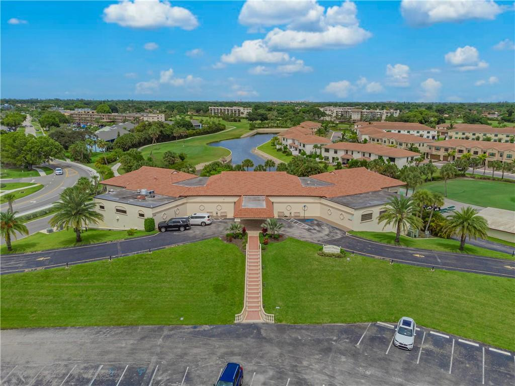 22667 Southwest 64th Way Boca Raton, FL 33428 - Photo 8 of 38 Photo 8