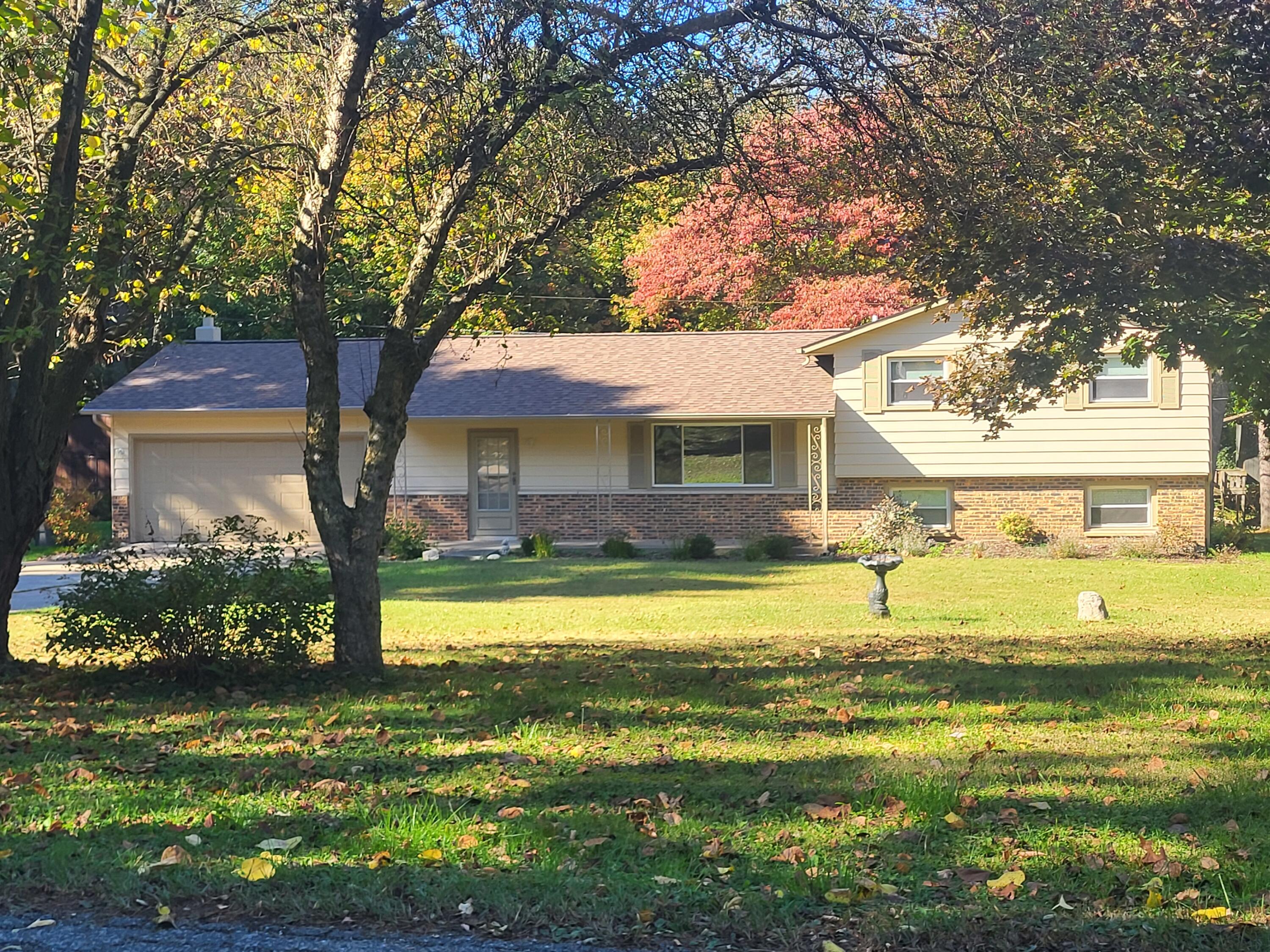 2710 Weaver Road Niles, MI 49120 - Photo 2 of 37 20251016_115829