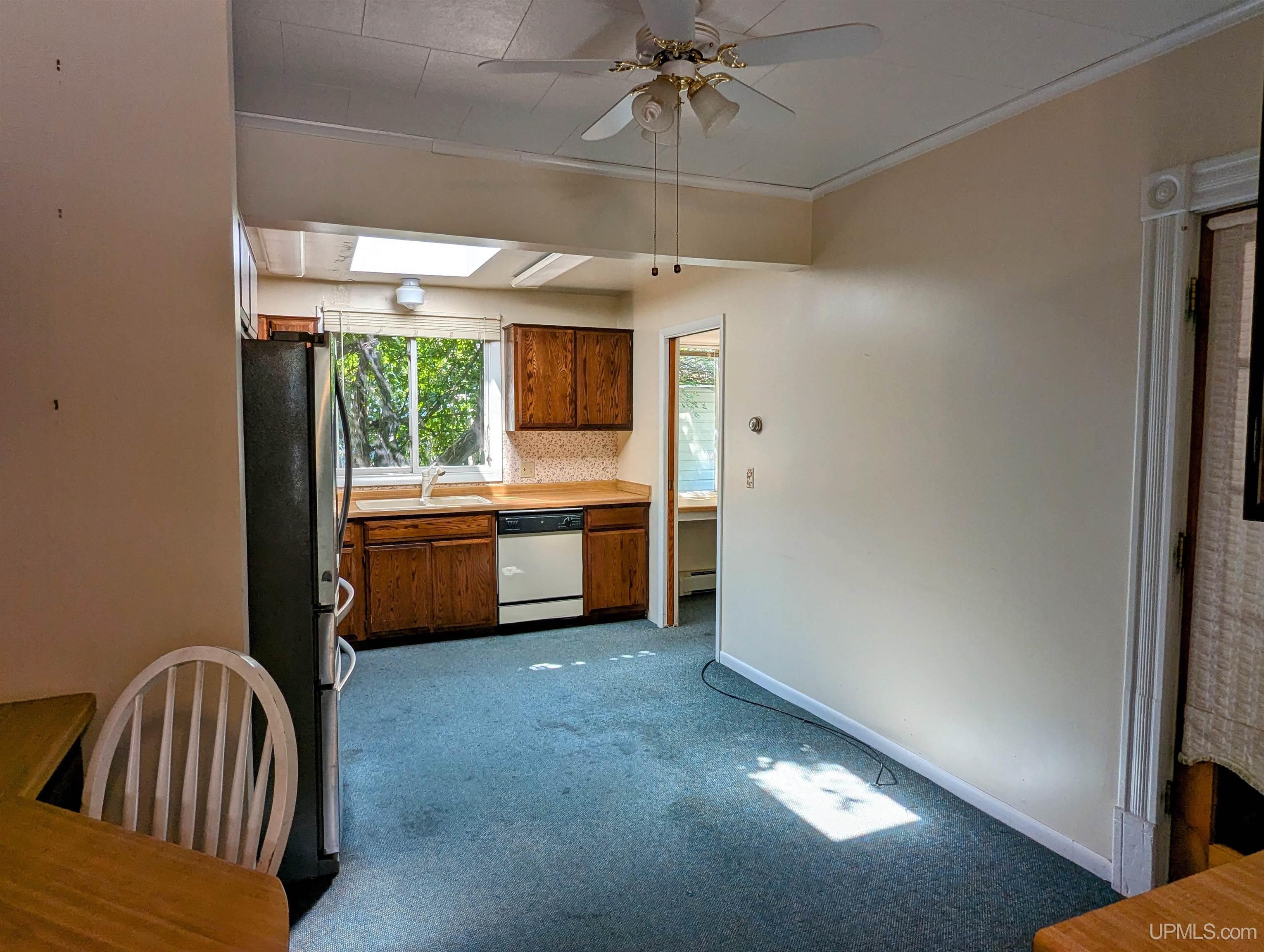 343 East Ridge Street Marquette, MI 49855 - Photo 31 of 69