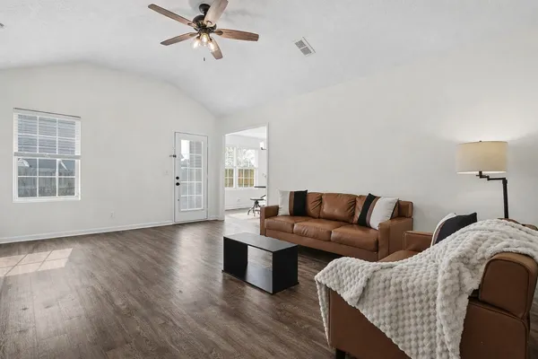 $359,900 | 2616 Elijah Drive, Murfreesboro, TN 37129