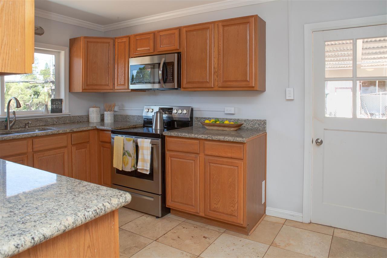 5106 Lower Honoapiilani Road Lahaina, HI 96761 - Photo 7 of 30 Gallery Image 7