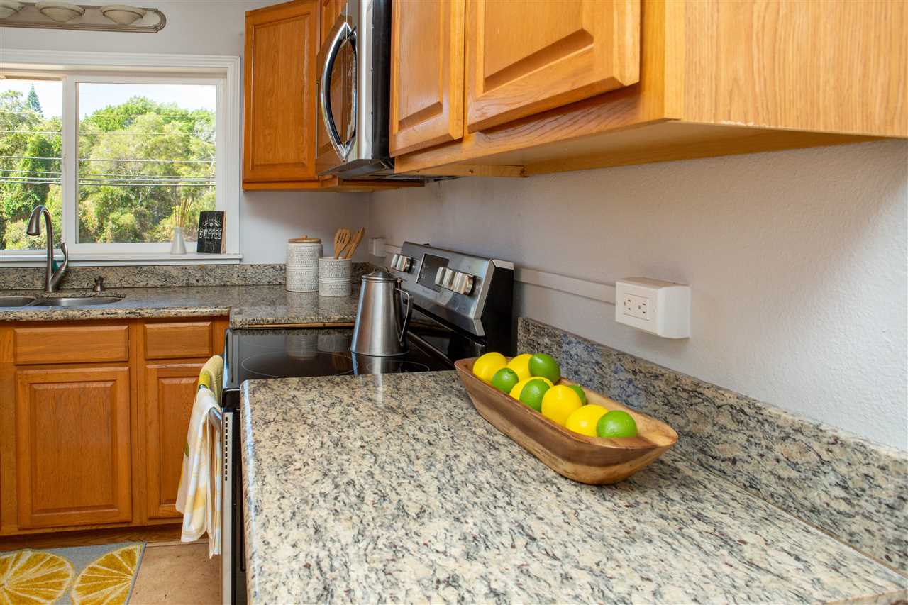 5106 Lower Honoapiilani Road Lahaina, HI 96761 - Photo 9 of 30 Gallery Image 9