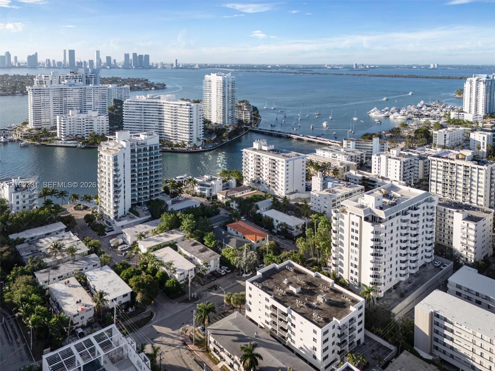 1621 Bay Road, Unit 901 Miami Beach, FL 33139 - Photo 37 of 42 Gallery Image 37
