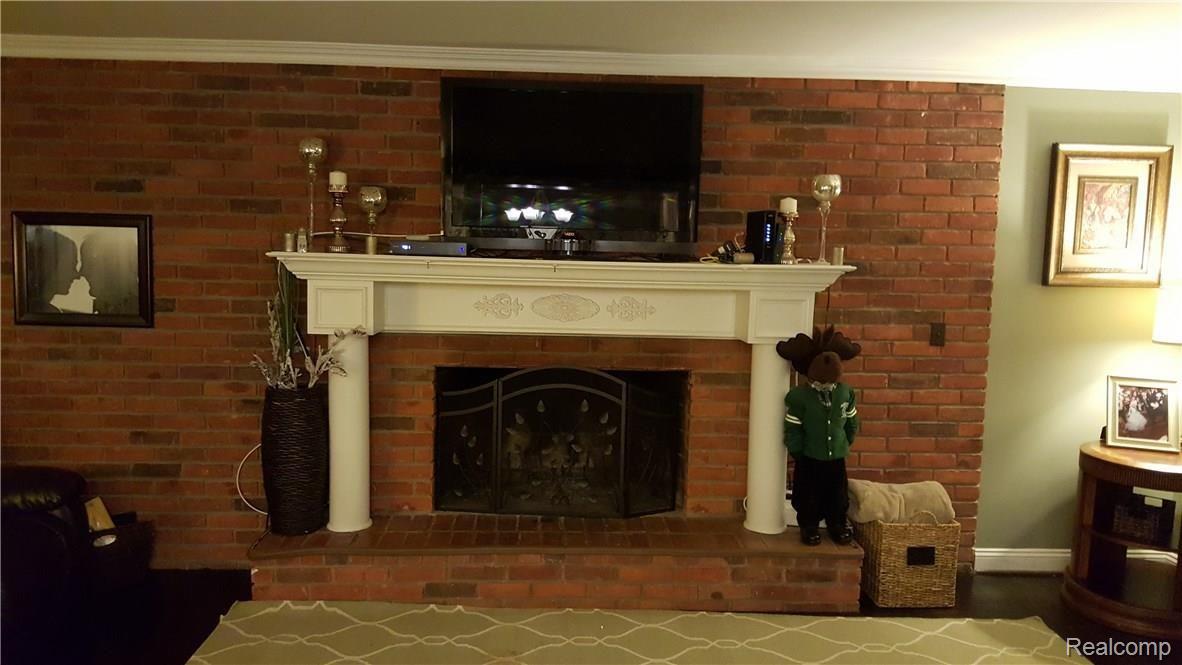 5651 Beechview Drive Rochester, MI 48306 - Photo 9 of 23 Beechview5651_09.jpg