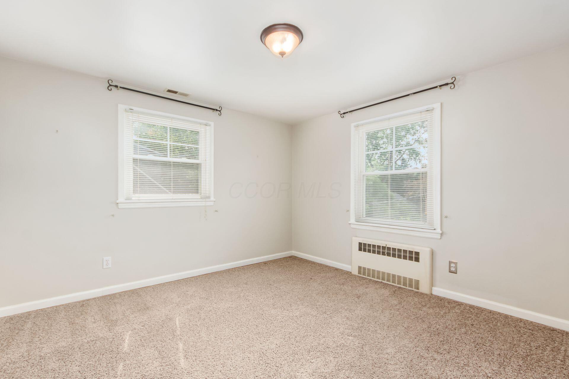 189 Nottingham Road Columbus, OH 43214 - Photo 24 of 45 2nd bedroom
