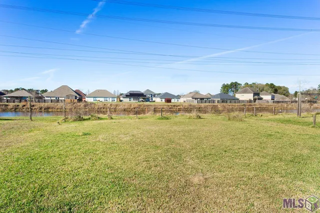 $155,000 | 23907 South Park Lane, Denham Springs, LA 70726