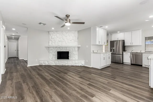 $449,900 | 5553 West Hartford Avenue, Glendale, AZ 85308