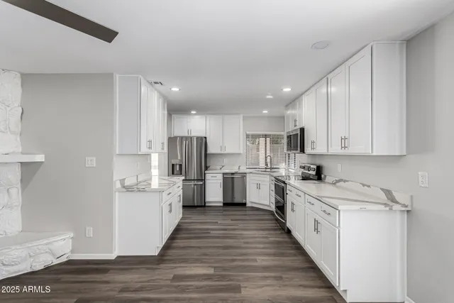 $449,900 | 5553 West Hartford Avenue, Glendale, AZ 85308