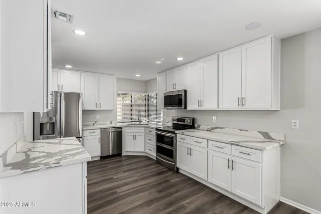 $449,900 | 5553 West Hartford Avenue, Glendale, AZ 85308