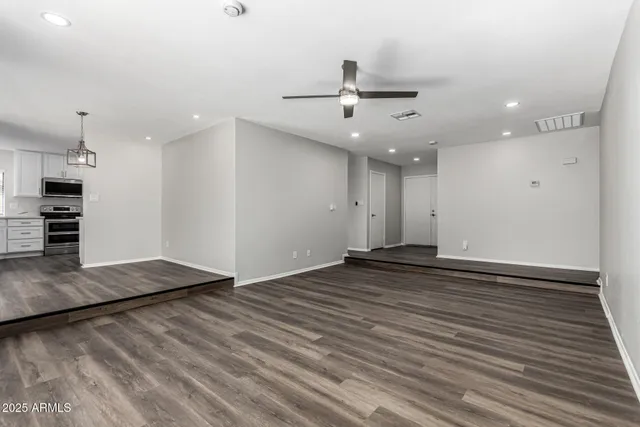 $449,900 | 5553 West Hartford Avenue, Glendale, AZ 85308