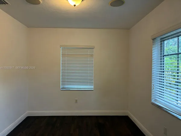 $350,000 | 689 Northeast 92nd Street, Unit 11G, Miami Shores, FL 33138