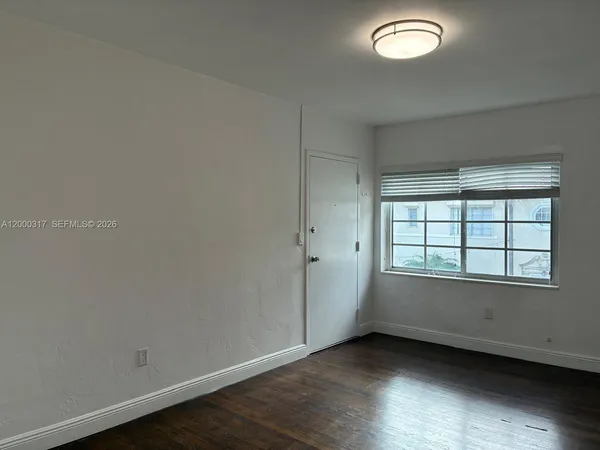 $350,000 | 689 Northeast 92nd Street, Unit 11G, Miami Shores, FL 33138