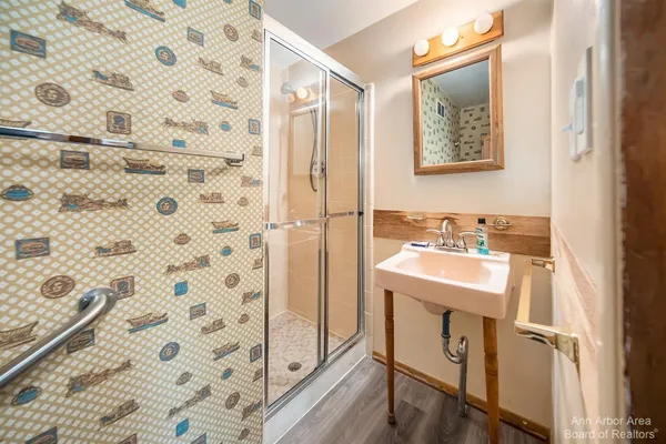 $2,800 | 2923 Burlington Court, Ann Arbor, MI 48105