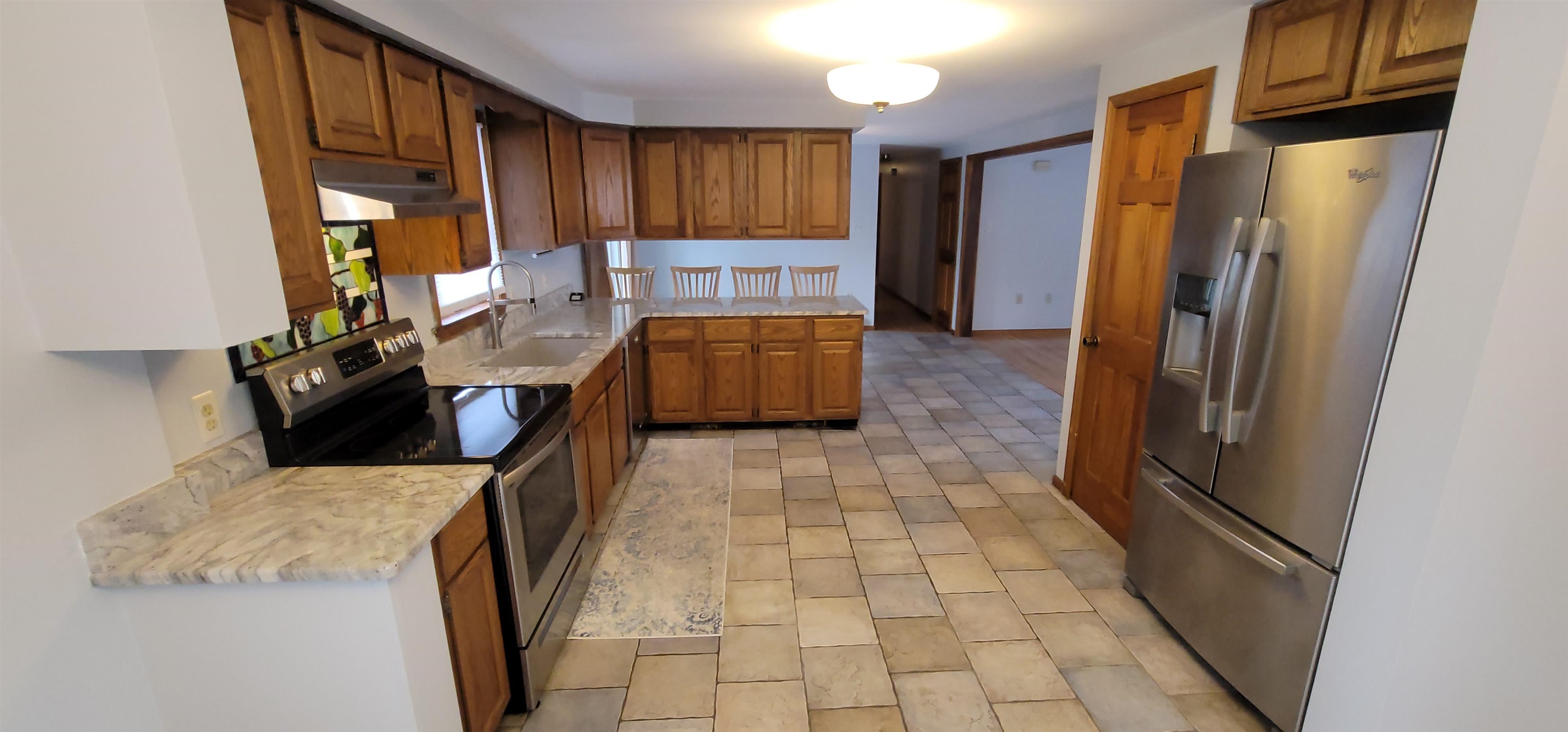 119 Haverhill Road Windham, NH 03087 - Photo 13 of 60