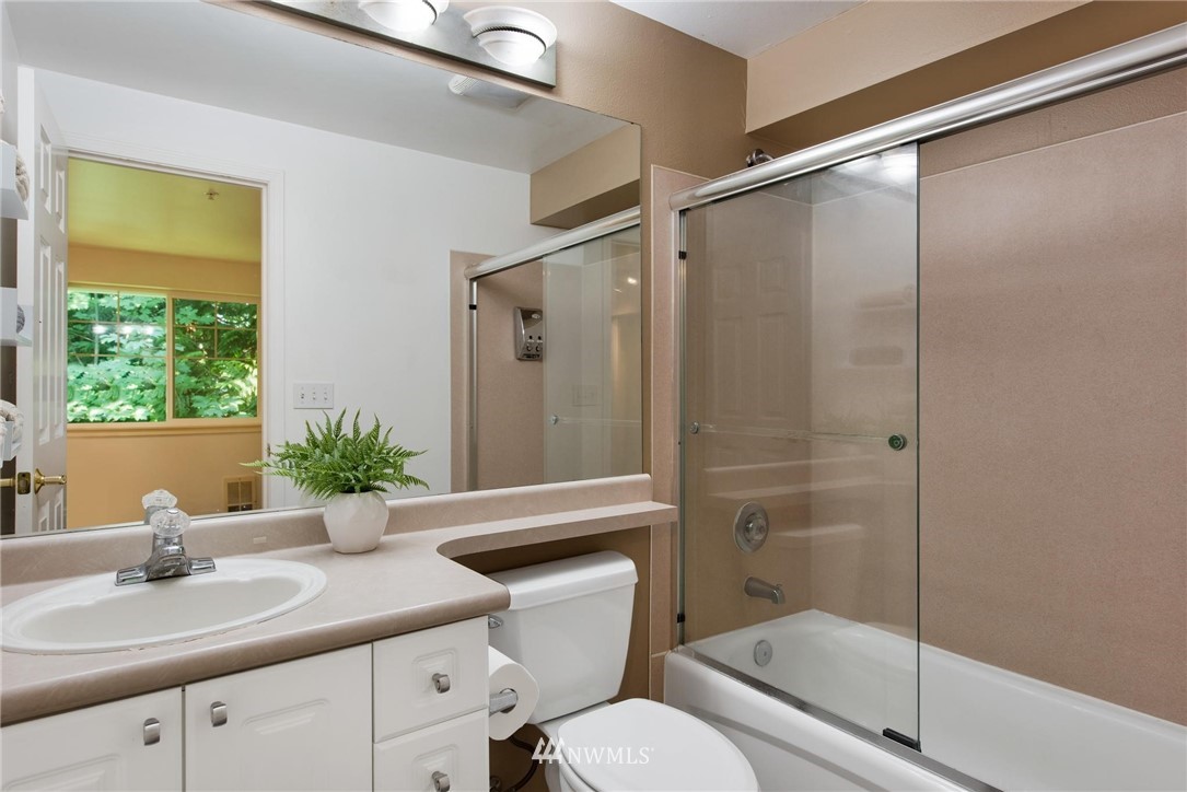 16125 Juanita Woodinville Way Northeast, Unit 1809 Bothell, WA 98011 - Photo 19 of 21