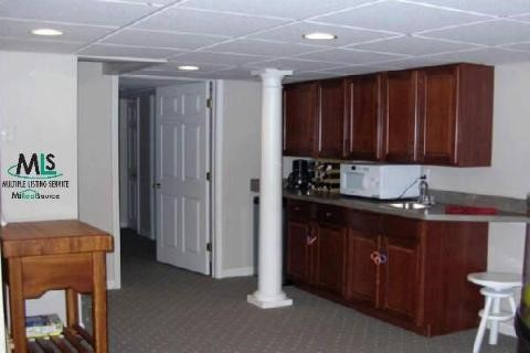 692 Lake Rochesterhillscity Oakland Mi 48307 Rochester, MI 48307 - Photo 4 of 8 796607-3.JPG